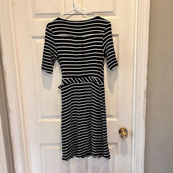H&M Black White Striped Wrap Dress Viscose Short Sleeve Stripes Women’s Size 14 - Picture 6 of 8